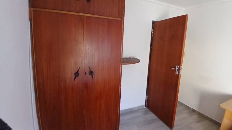 10 Bedroom Property for Sale in Brandwag Free State